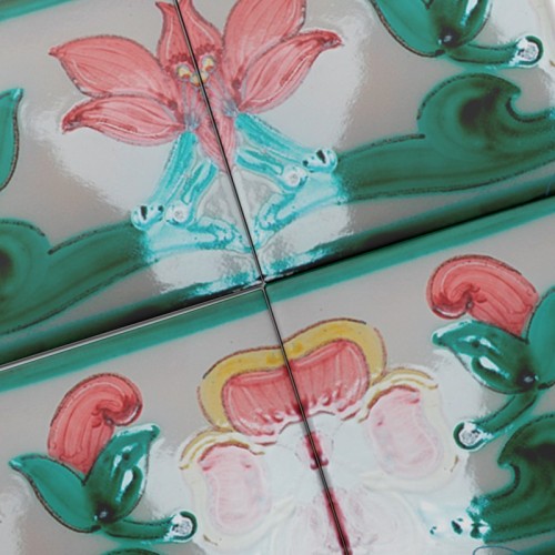 Azulejo Artesanal "Maravilla" – Cerámica pintada a mano | MásCerámica Azulejo Artesanal "Maravilla" – Cerámica pintada a mano | MásCerámica