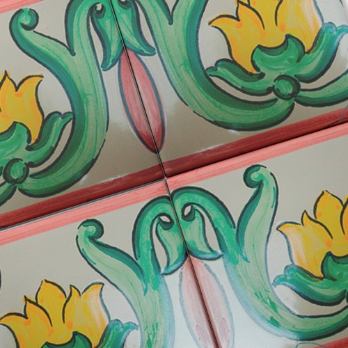 Azulejo Artesanal "Libélula 2" – Cerámica pintada a mano | MásCerámica Azulejo Artesanal "Libélula 2" – Cerámica pintada a mano | MásCerámica