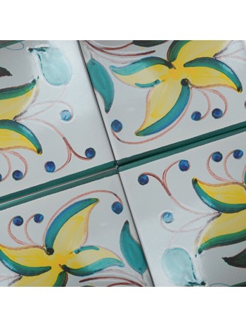 Azulejo Artesanal "Celidonia" – Cerámica pintada a mano | MásCerámica