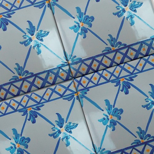 Azulejo Artesanal "Camelia" Azulejo Artesanal "Camelia"