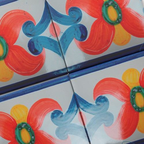 Azulejo Artesanal "Mallorca" Rojo