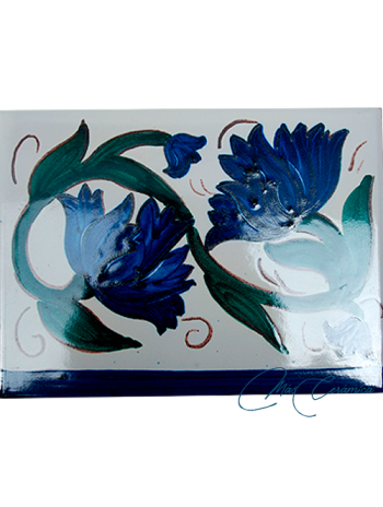 Azulejo Artesanal Flor Antigua Azul – Cerámica pintada a mano | MásCerámica