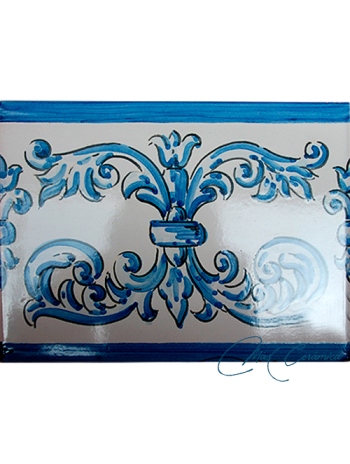 Azulejo Artesanal Románico – Cerámica pintada a mano | MásCerámica