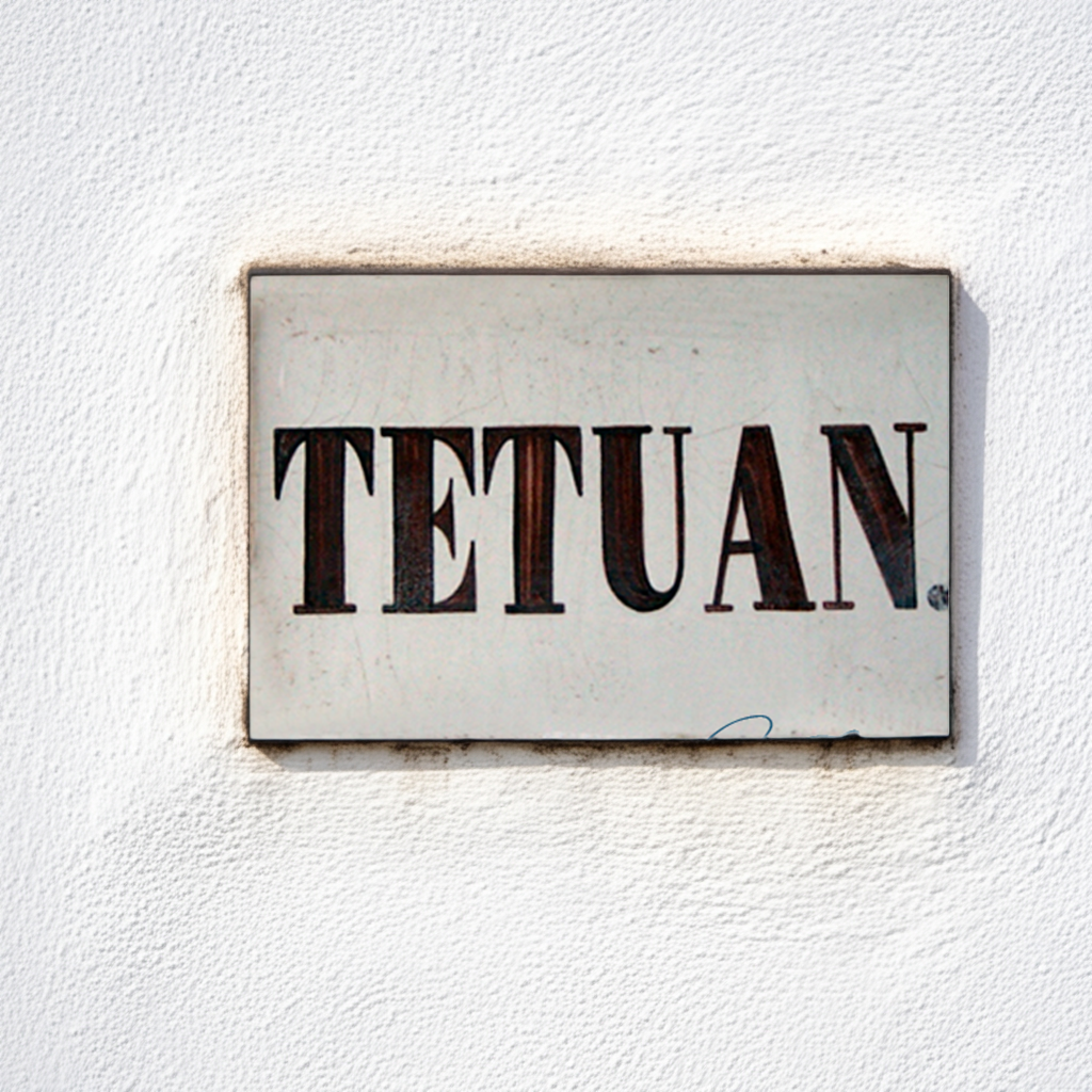 Rótulo cerámico Tetuán